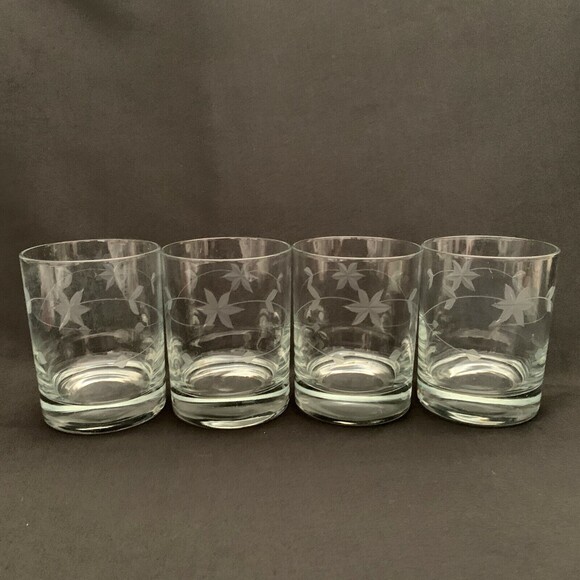 Double Old Fashion Clear Glass Glasses Etched Leaves Lot of 4 - Picture 1 of 6